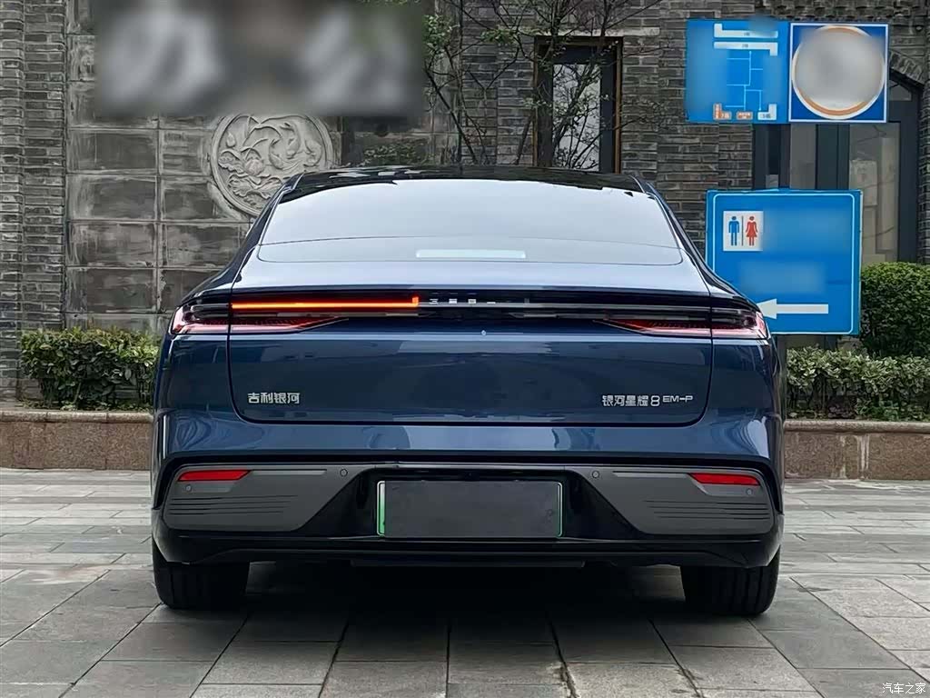 Geely 8, 2025 6