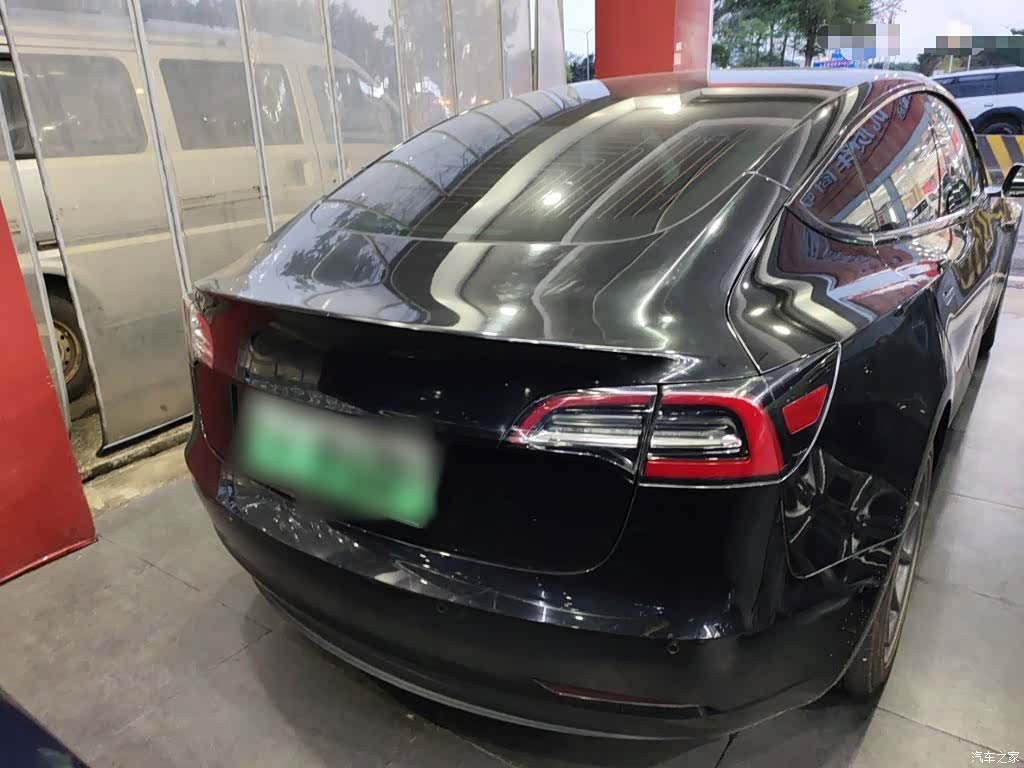 Tesla Model 3, 2020 4