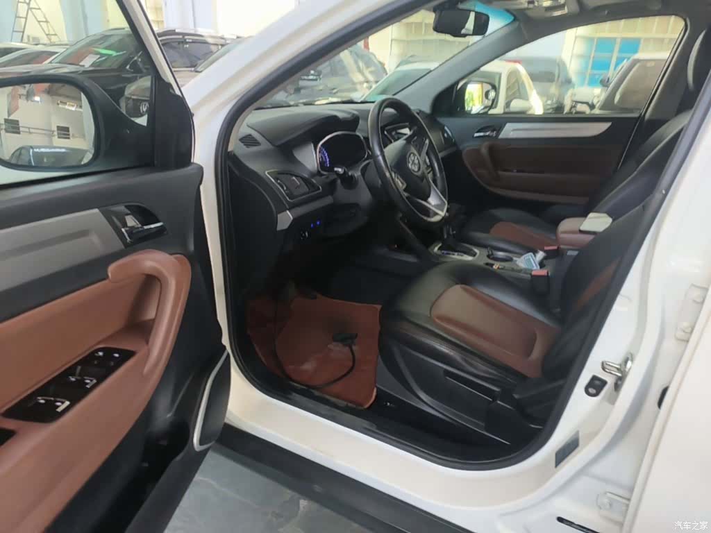 JAC S5, 2016 16