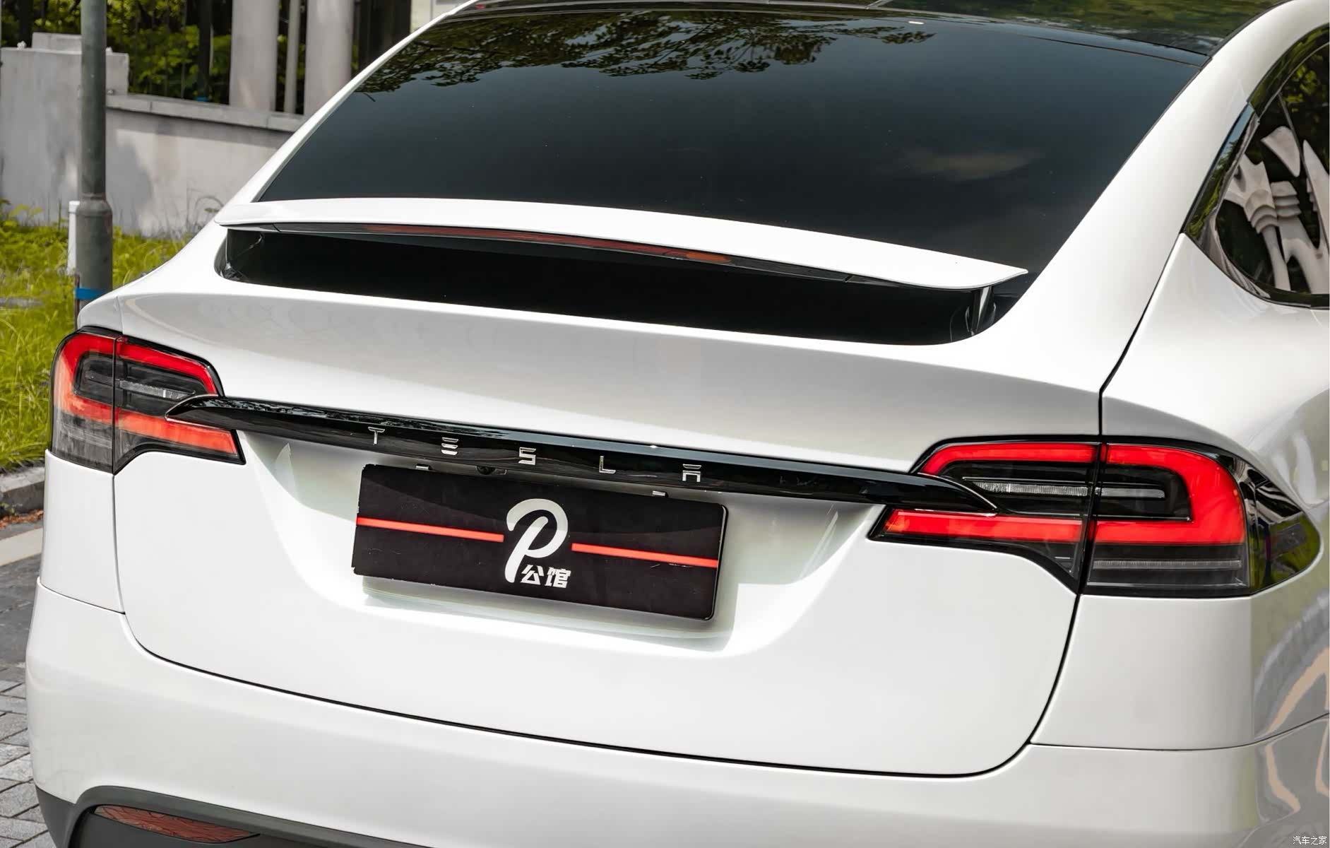 Tesla Model X, 2023 9