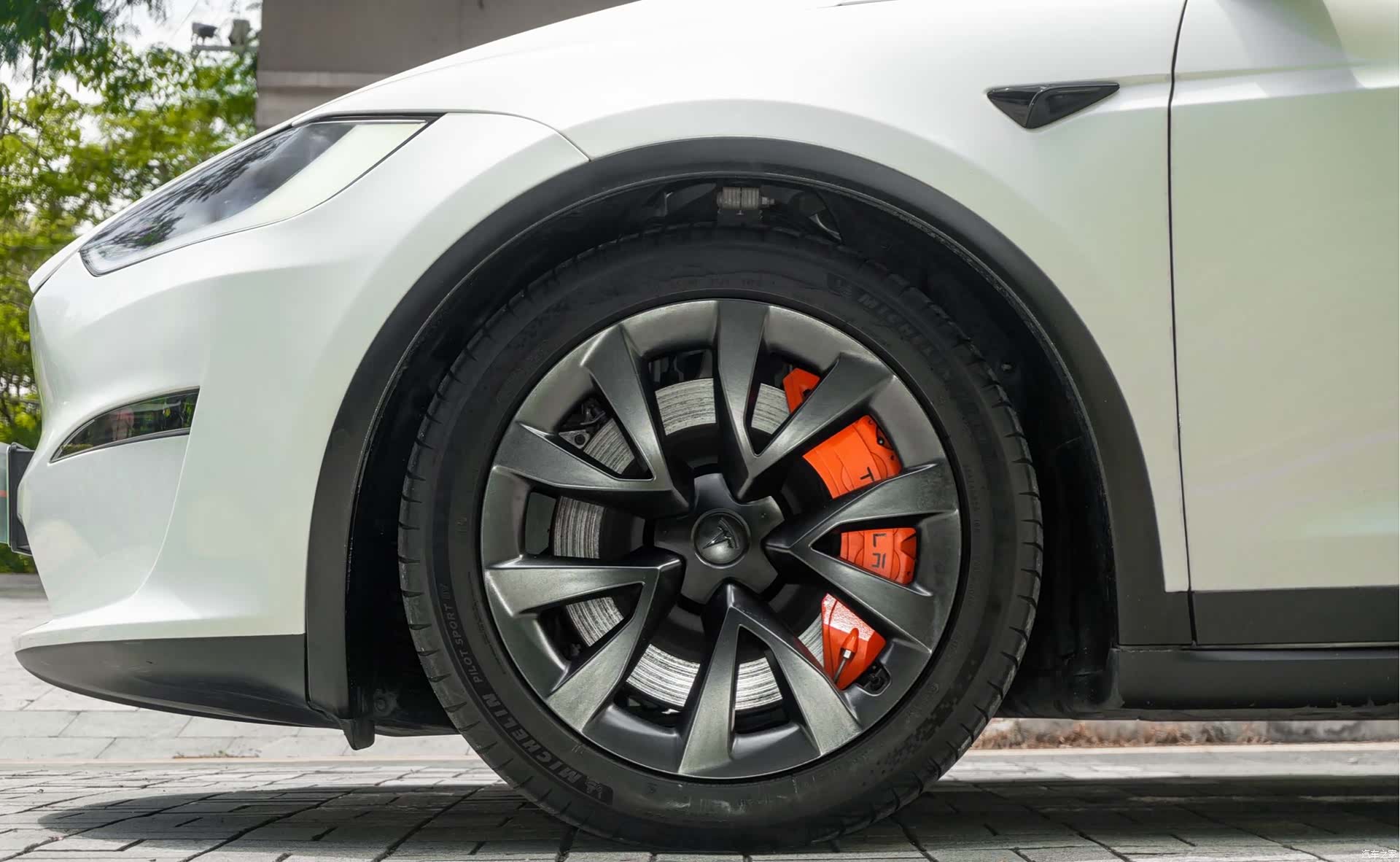 Tesla Model X, 2023 19