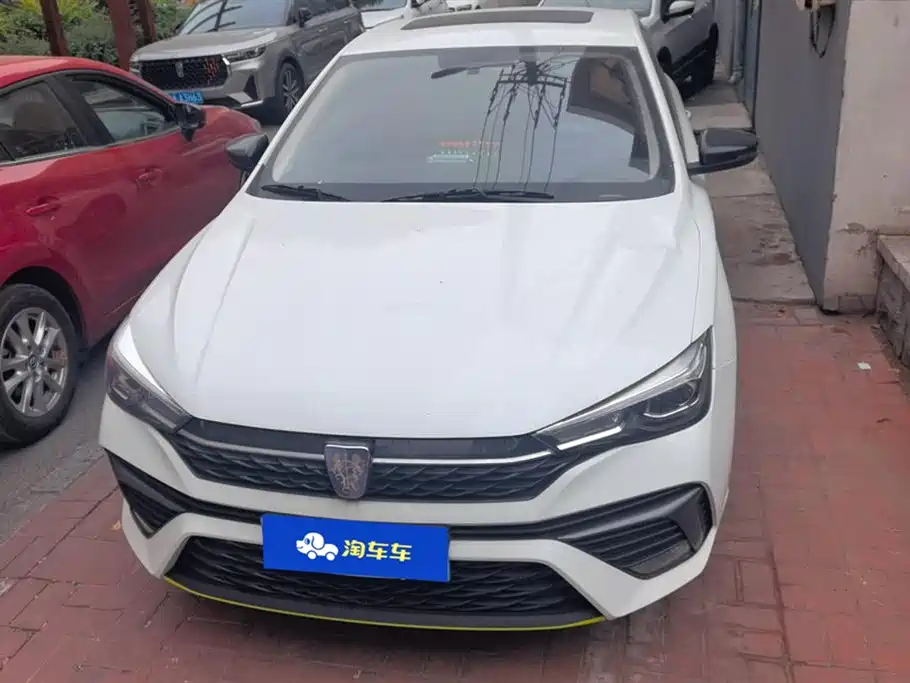 Roewe i5