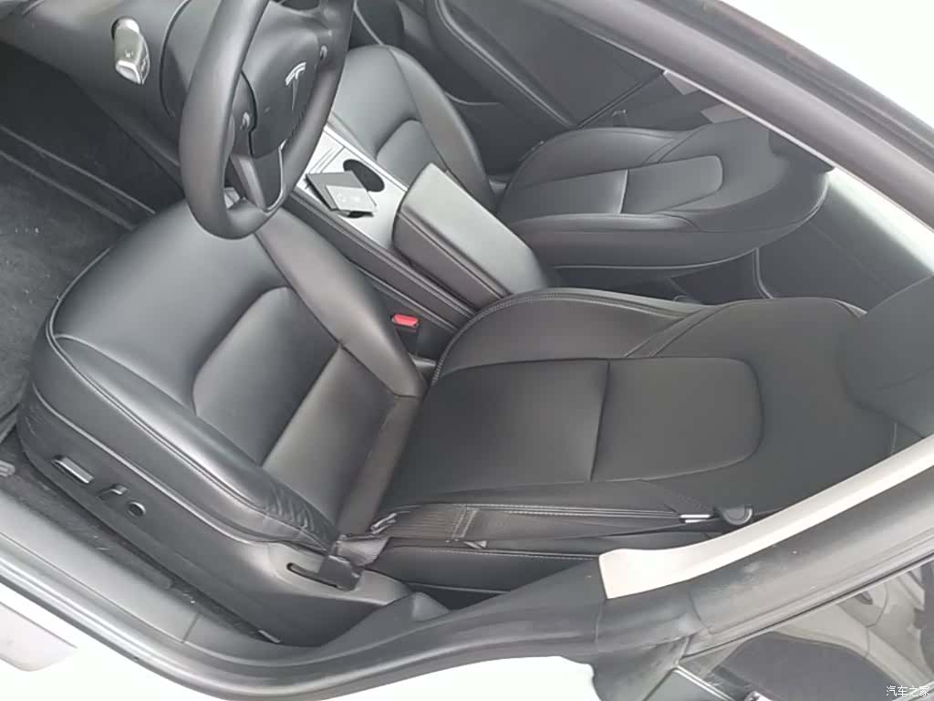 Tesla Model 3, 2023 15