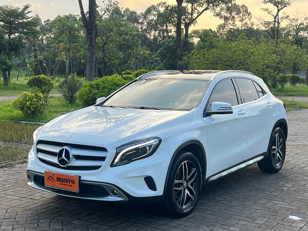 Mercedes-Benz GLA