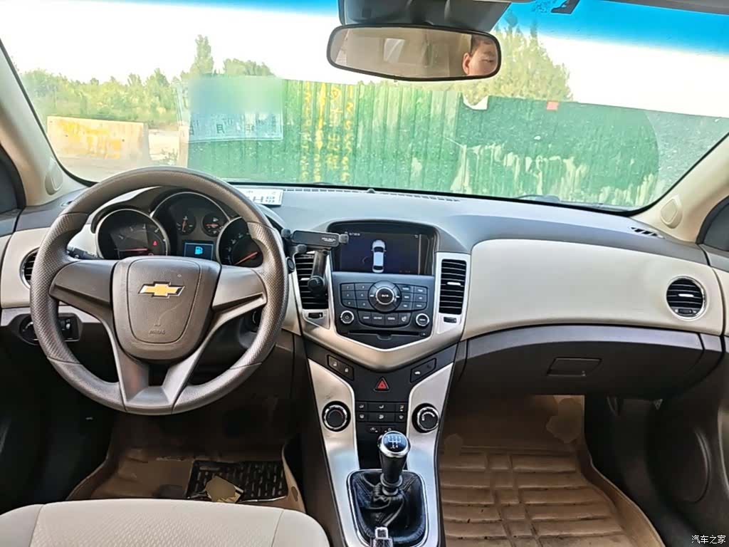 Chevrolet SL, 2015 10