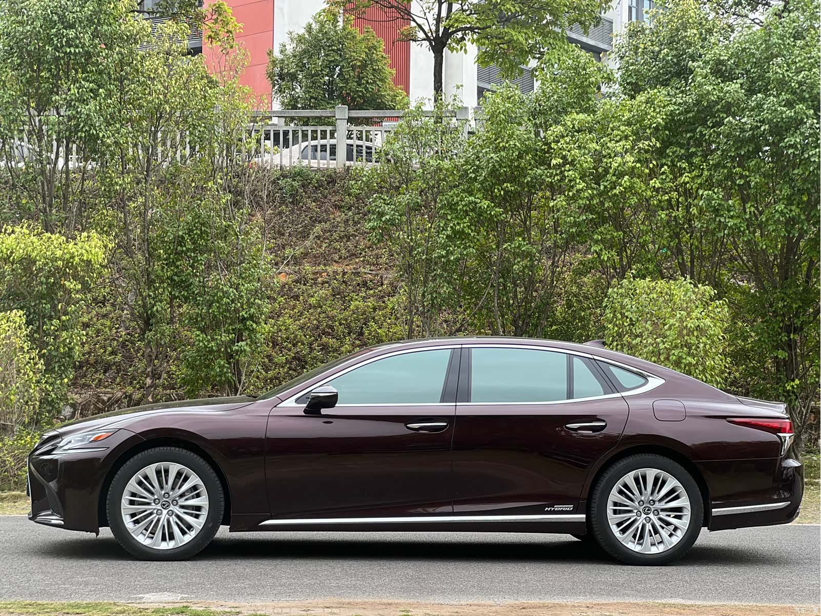 Lexus LS, 2019 4