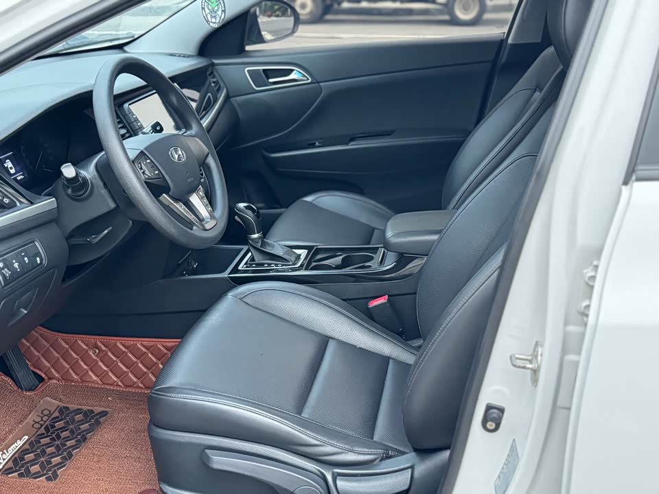 Hyundai Name picture