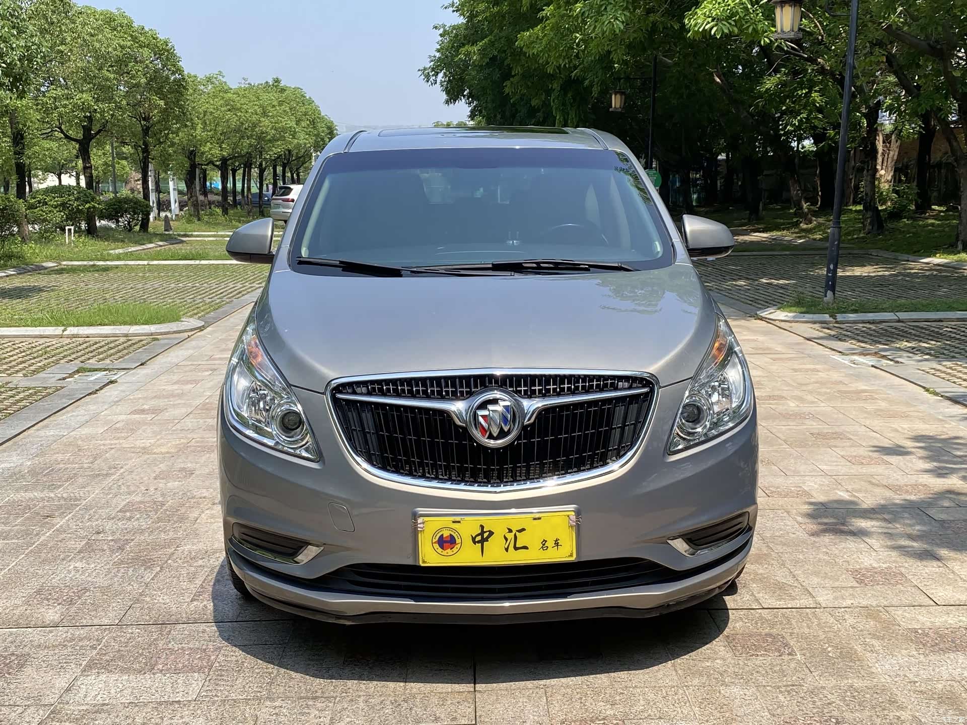 Buick GL8, 2019 2
