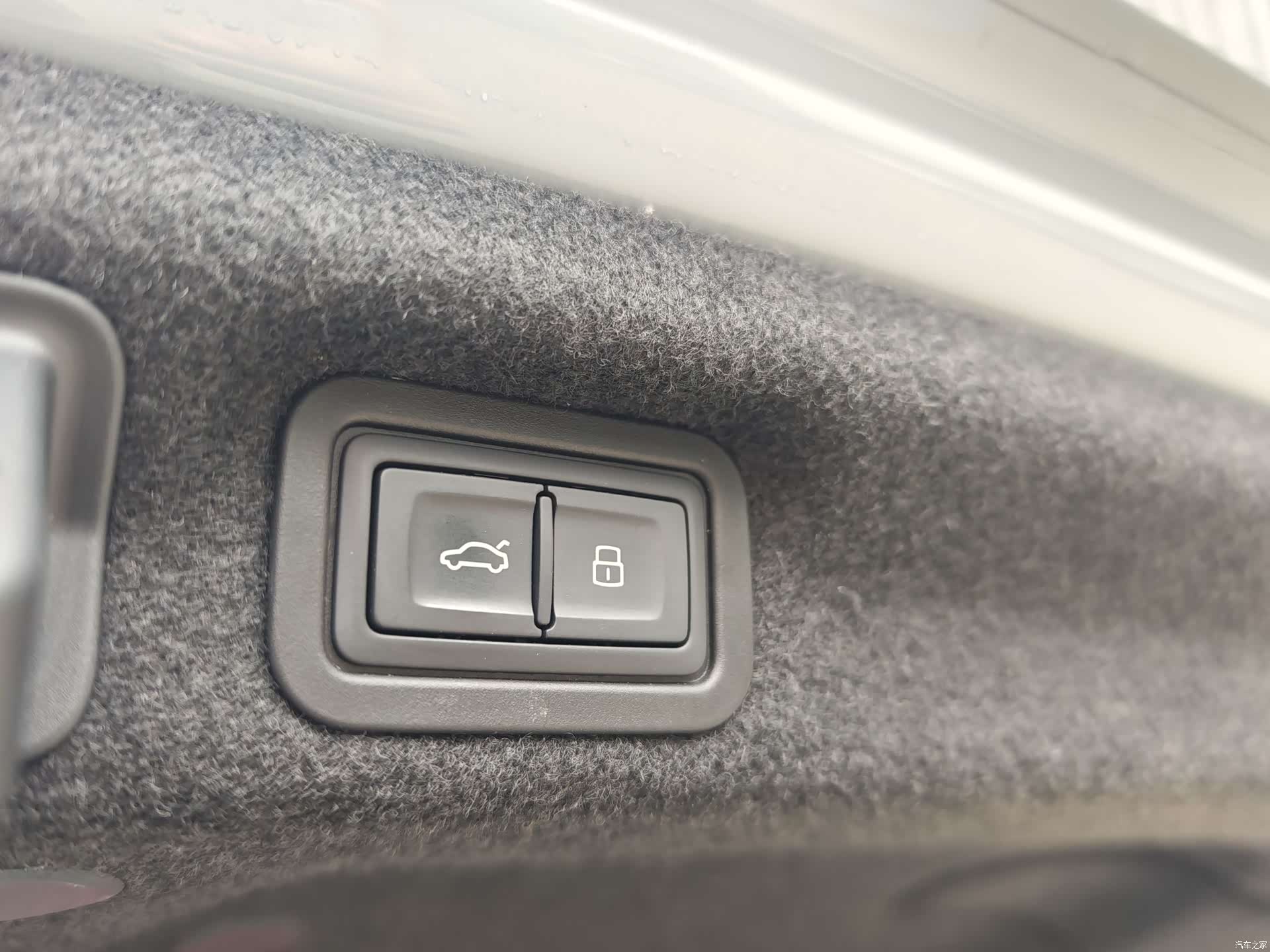 Audi A7L, 2024 23