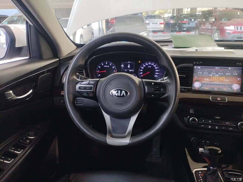 Kia K4, 2015 3