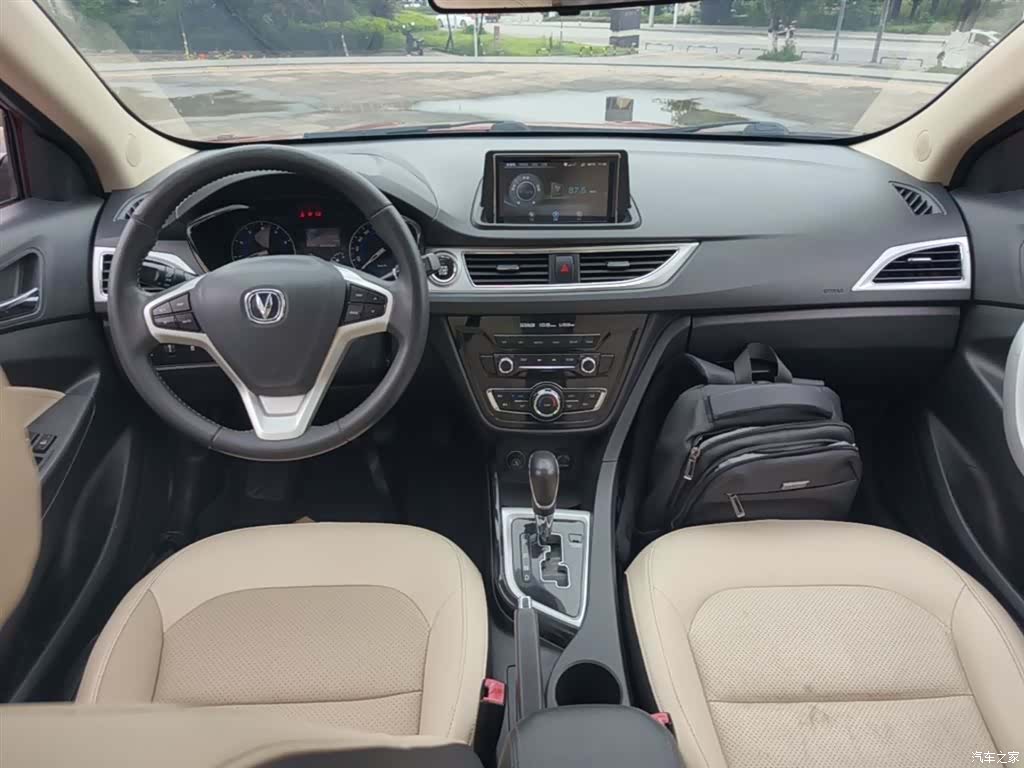 Changan V7, 2015 10