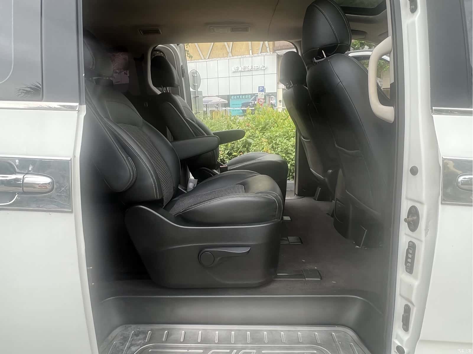 Maxus G10, 2016 11
