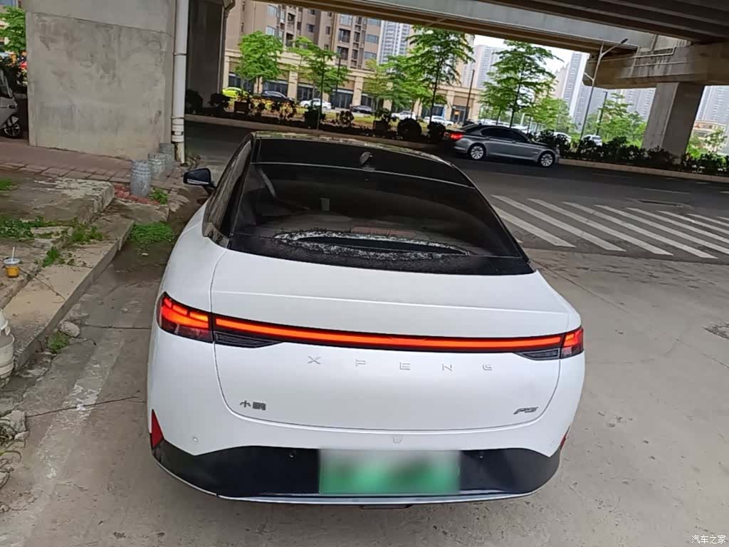 Xpeng P5, 2022 4