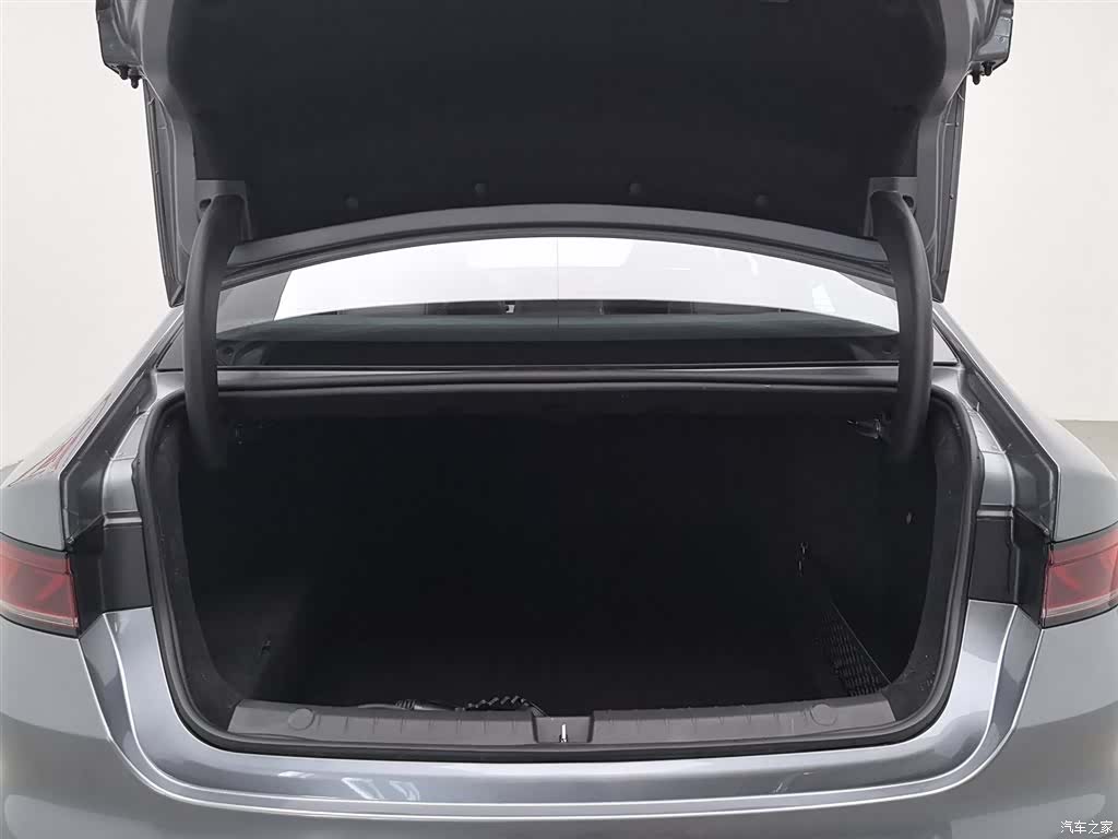 BYD Qin, 2024 16