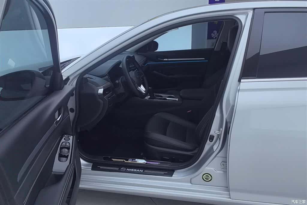 Nissan Teana, 2023 9