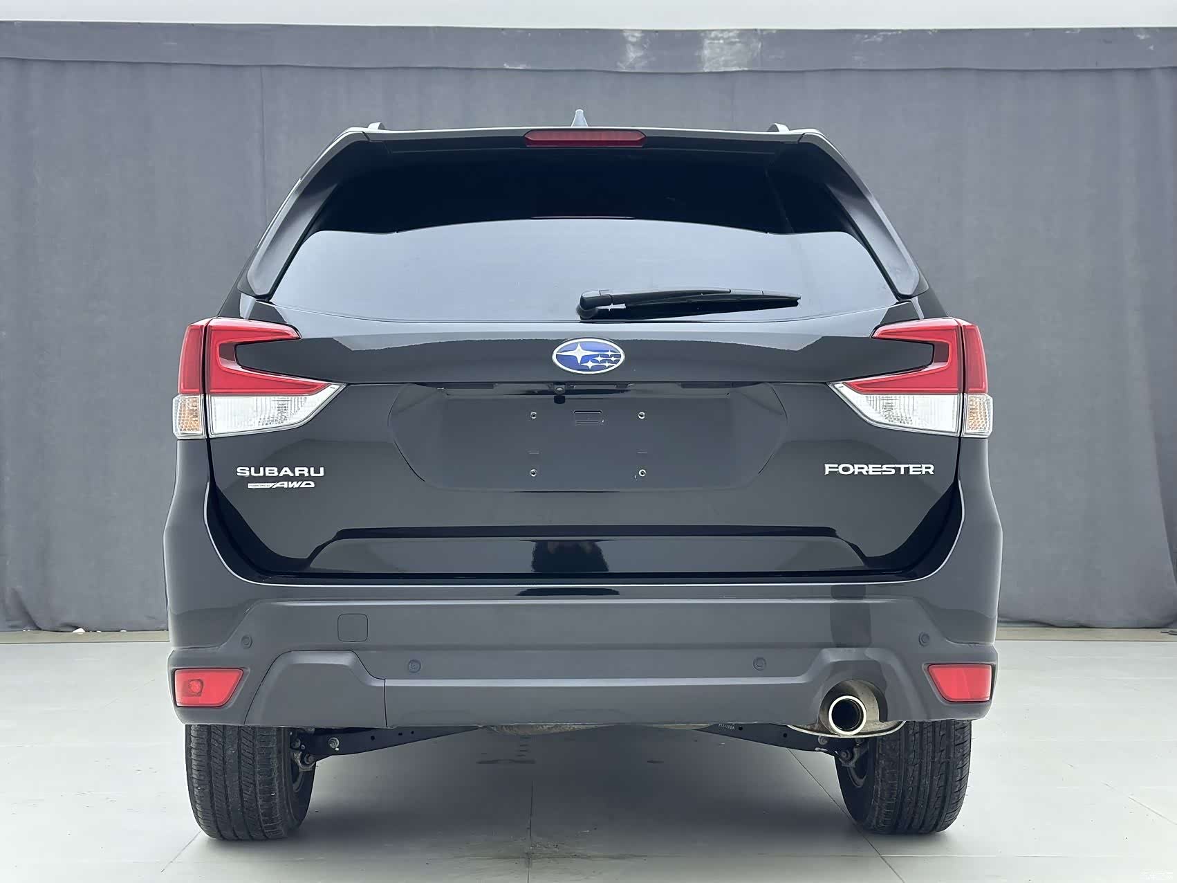 Subaru Forester, 2022 все фото