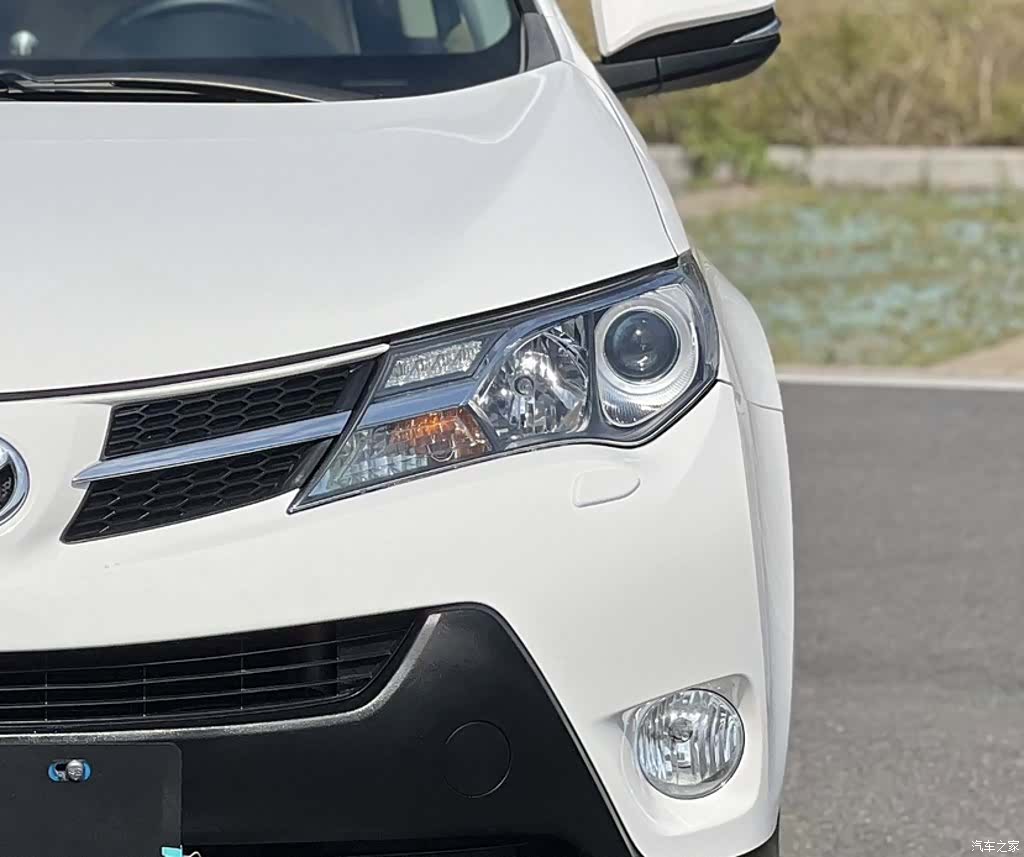 Toyota RAV4, 2014 12