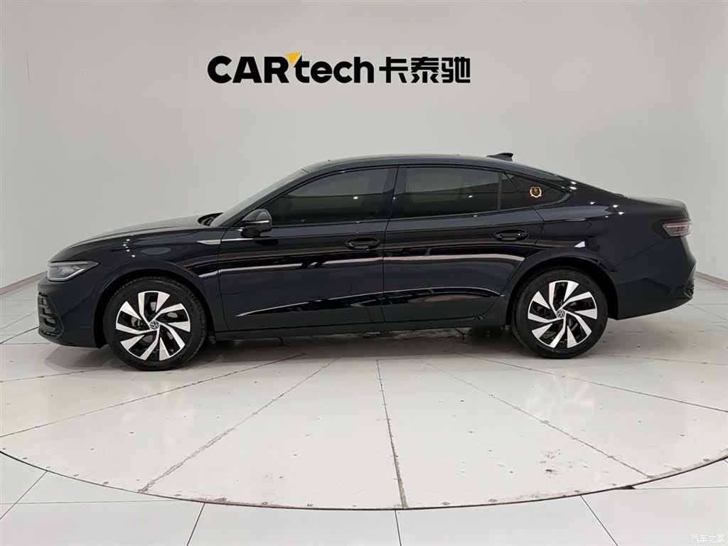 Volkswagen Passat, 2025 6