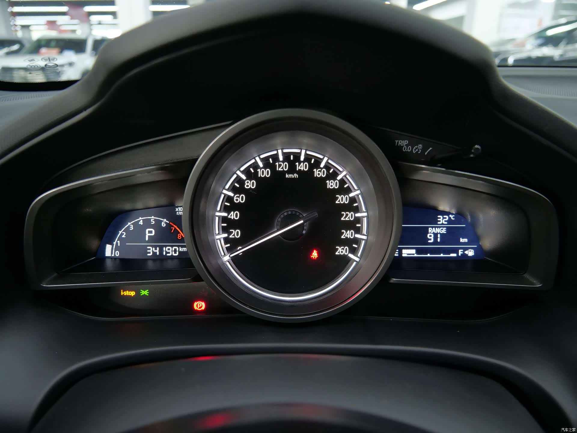 Mazda CX-4, 2022 12