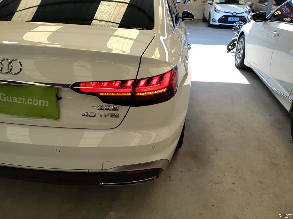 Audi A4L, 2023 24