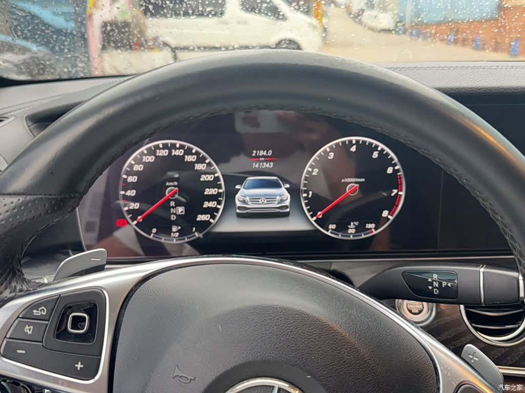 Mercedes-Benz E-Class, 2018 12