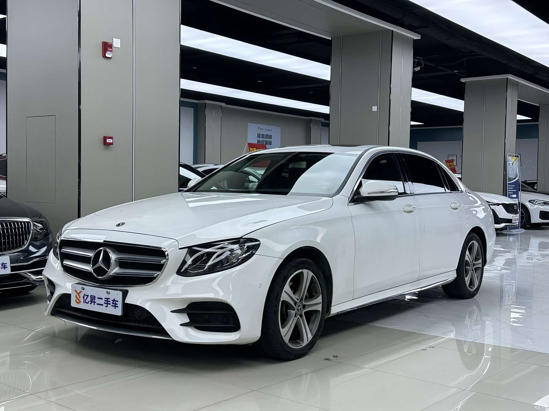 Mercedes-Benz E-Class, 2019 1