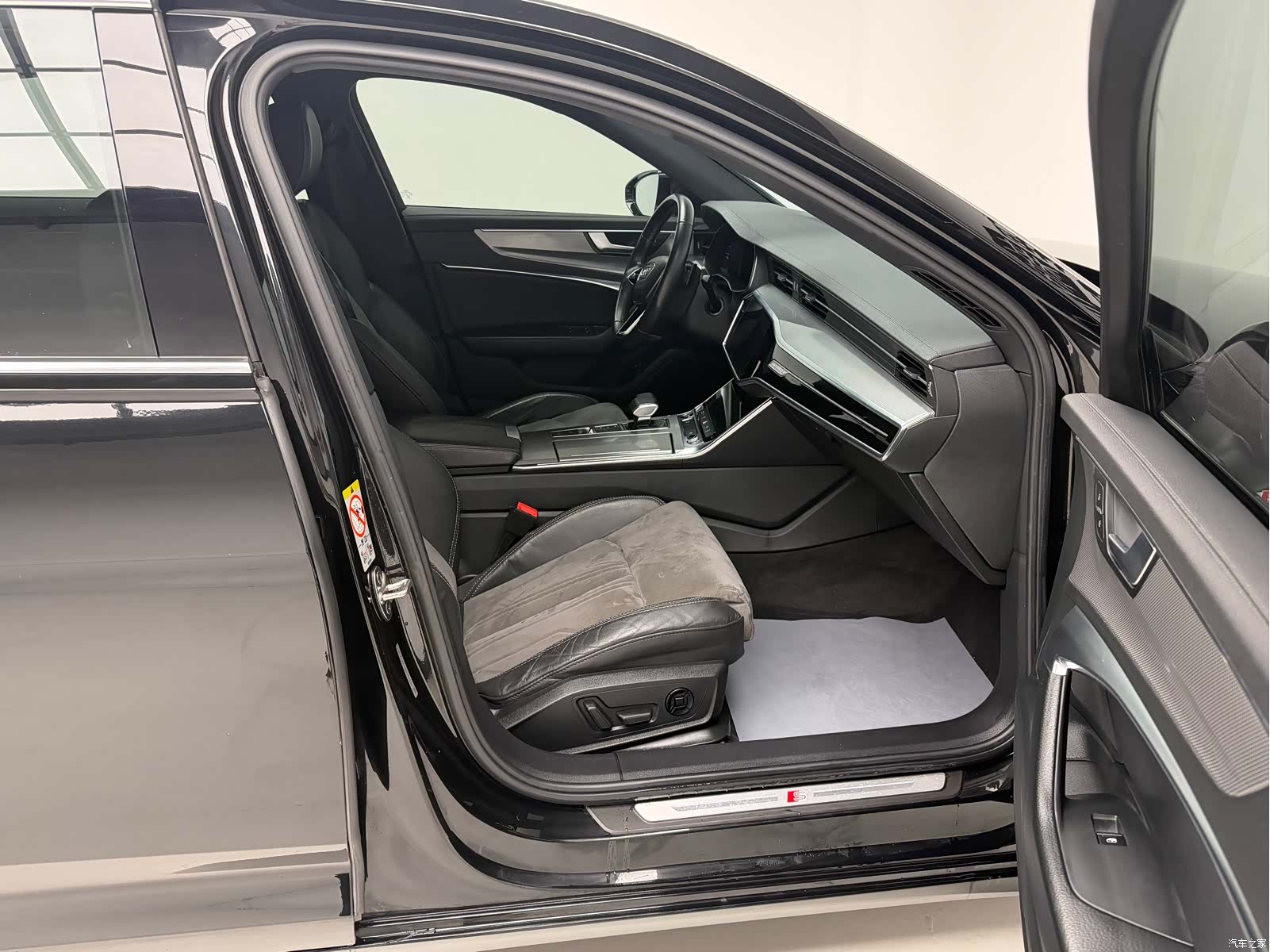 Audi A6L, 2022 17