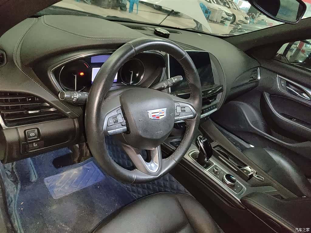Cadillac CT5, 2022 11