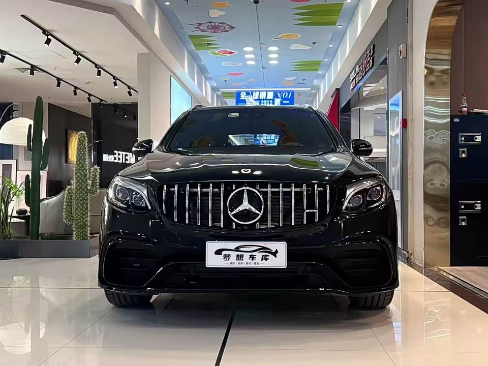 Mercedes-Benz GLC AMG