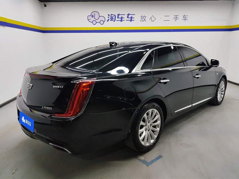 Cadillac XTS