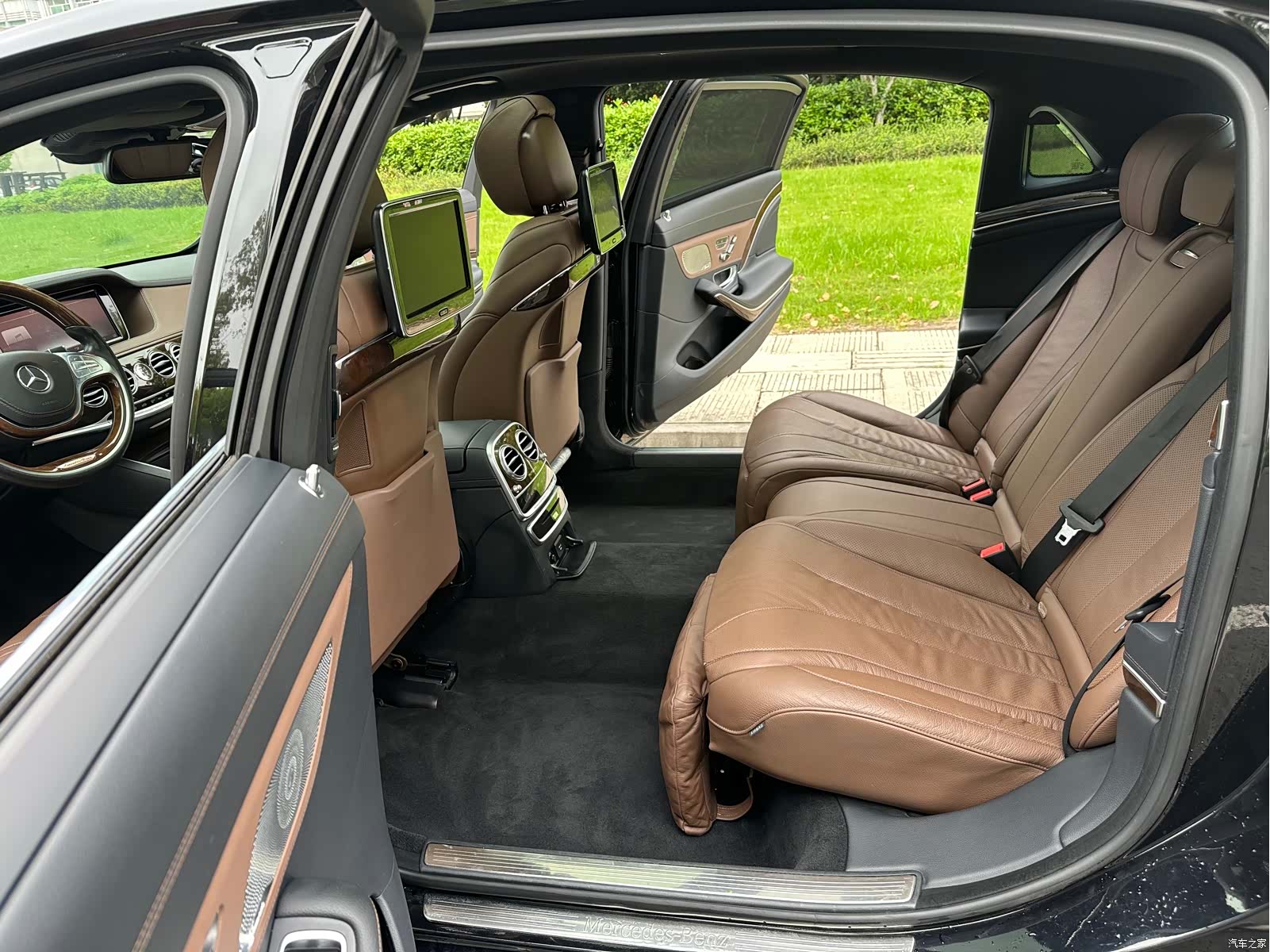 Maybach S-Class, 2015 7