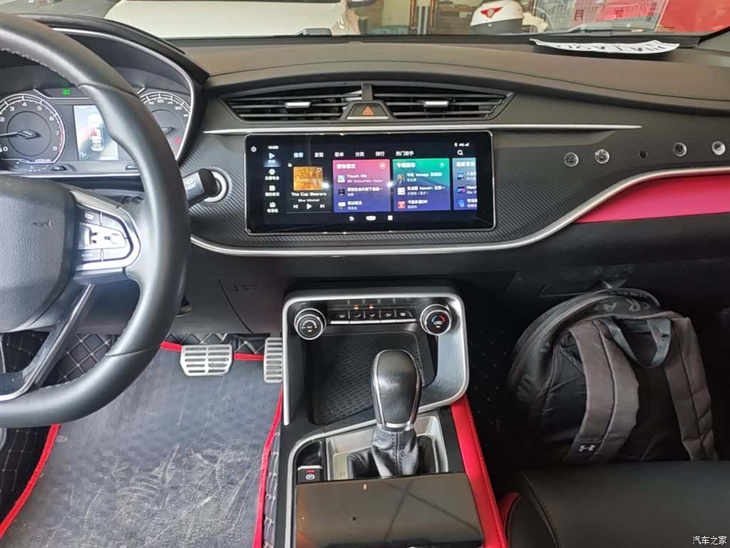 Geely Binray, 2020 13