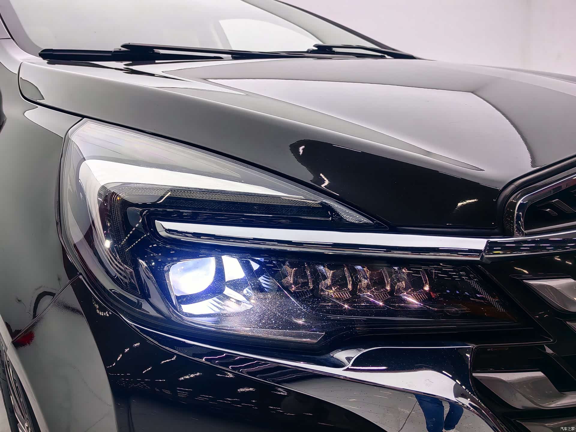 Buick GL8, 2021 18