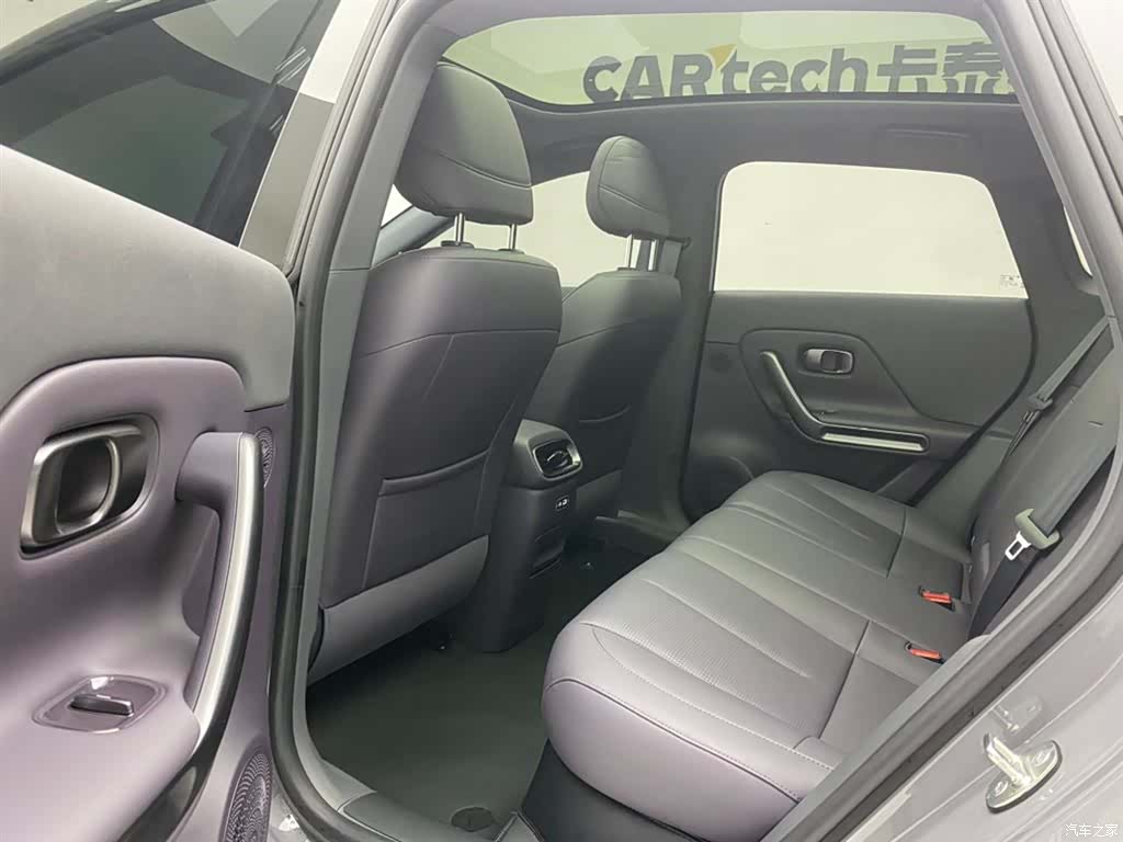 Leapmotor Lafa5, 2026 19