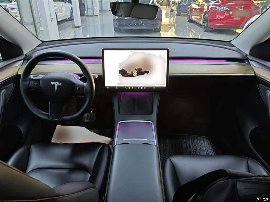 Tesla Model Y, 2023 10