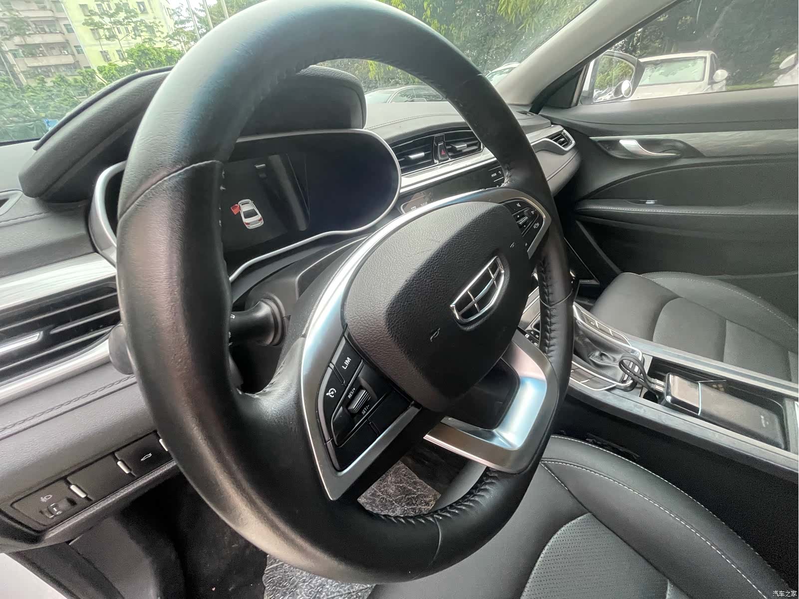Geely Emgrand, 2020 10