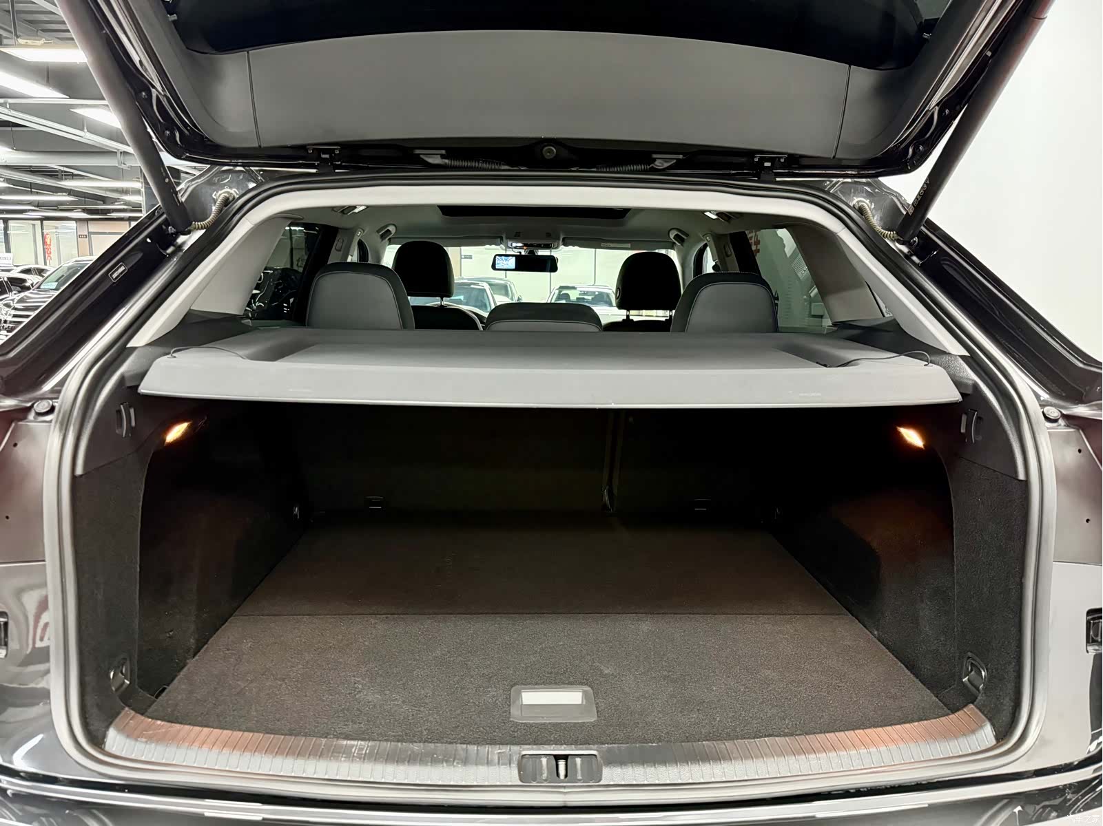 Volkswagen Teramont X, 2022 20