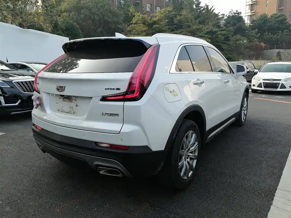 Cadillac XT4