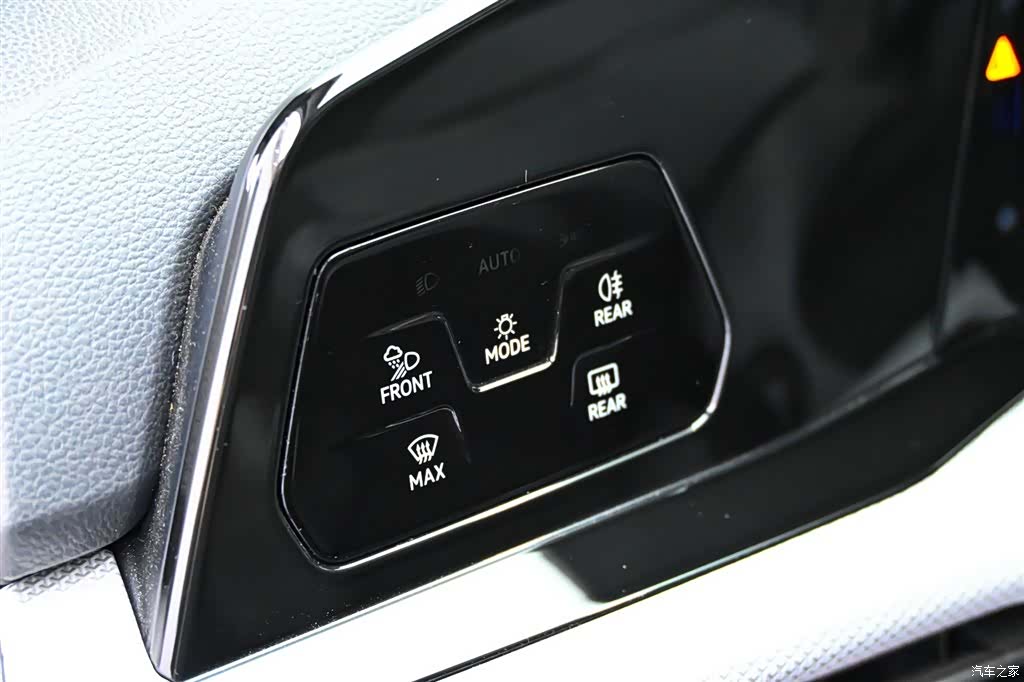 Volkswagen Golf, 2022 24