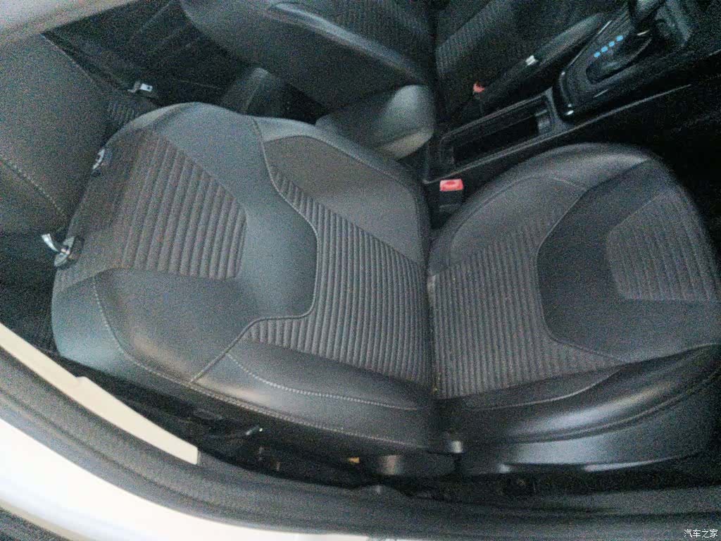 Ford Focus, 2018 25