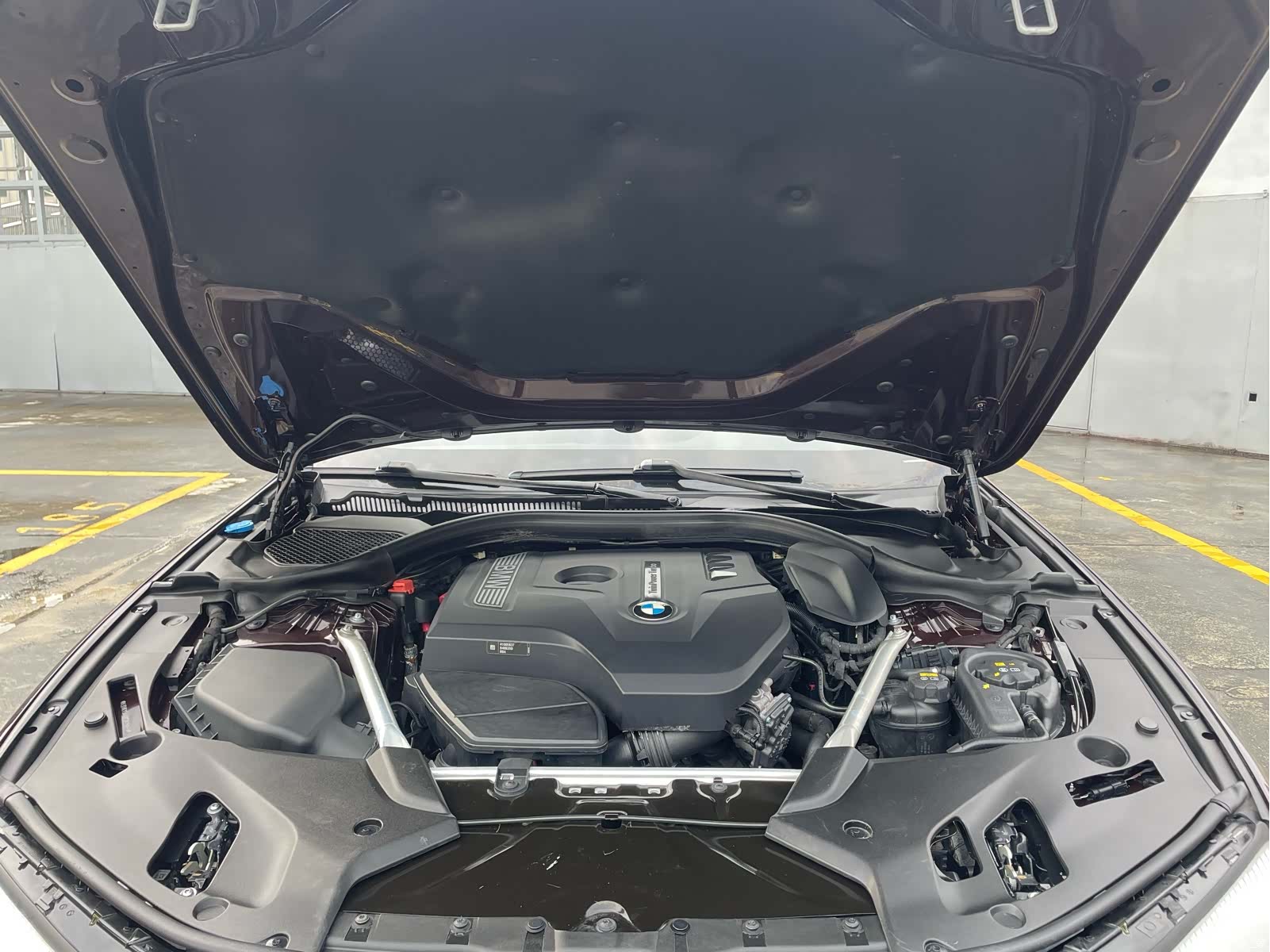 BMW 5 Series, 2019 24