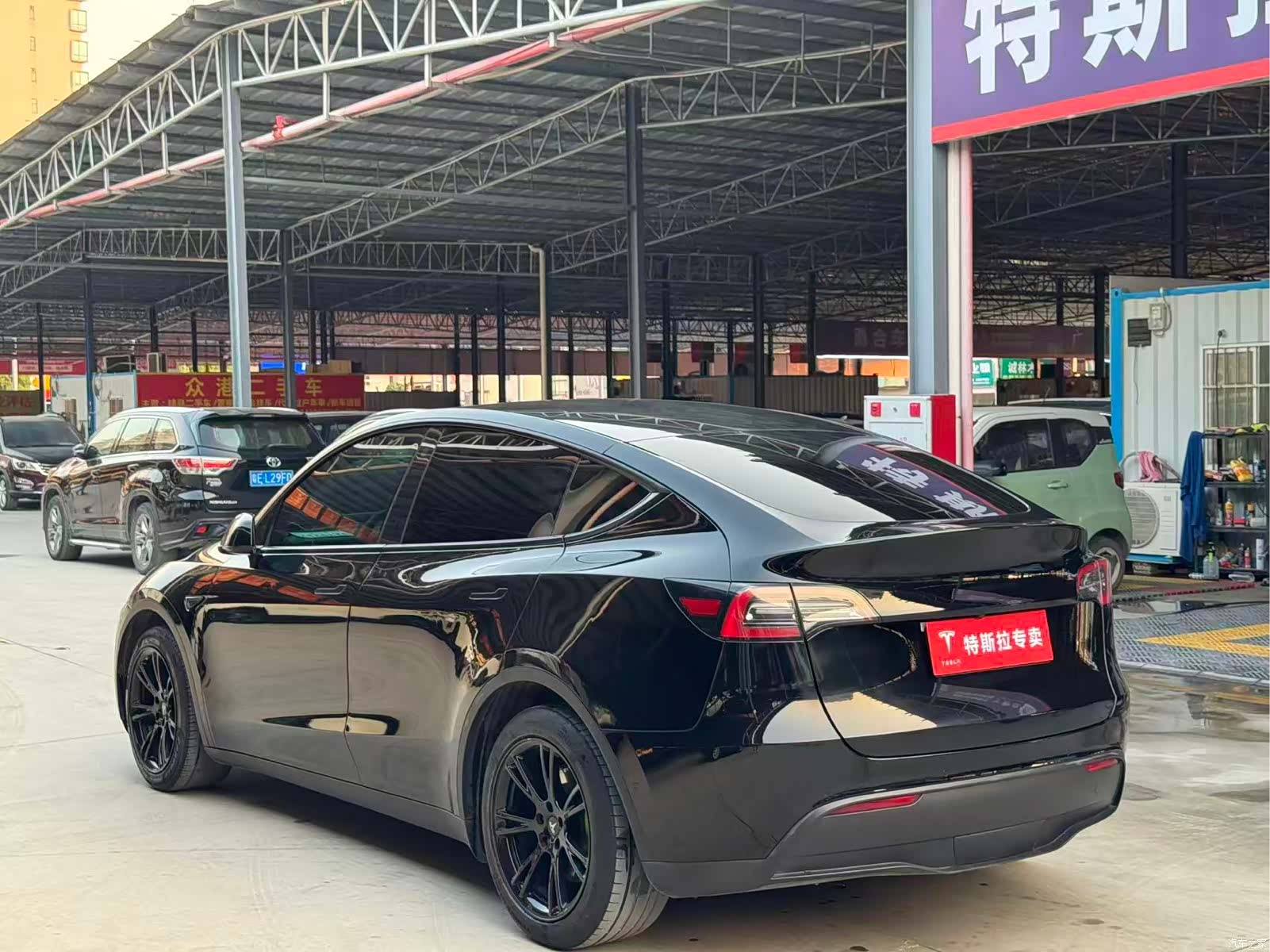 Tesla Model Y, 2022 7