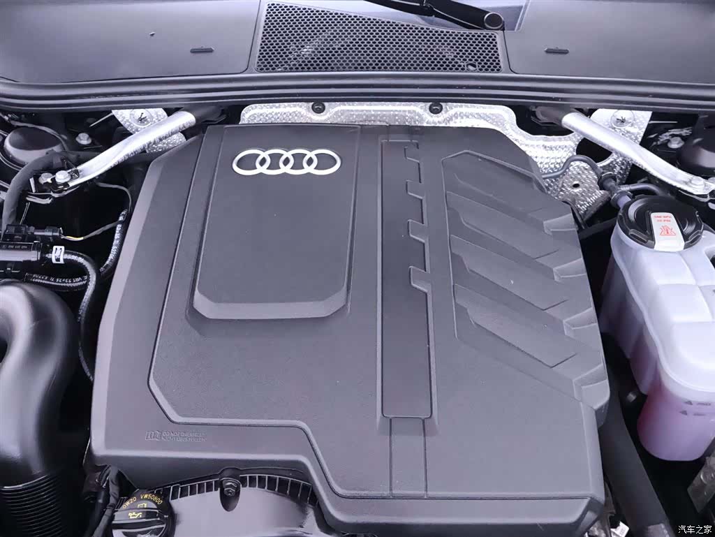 Audi A6L, 2025 24
