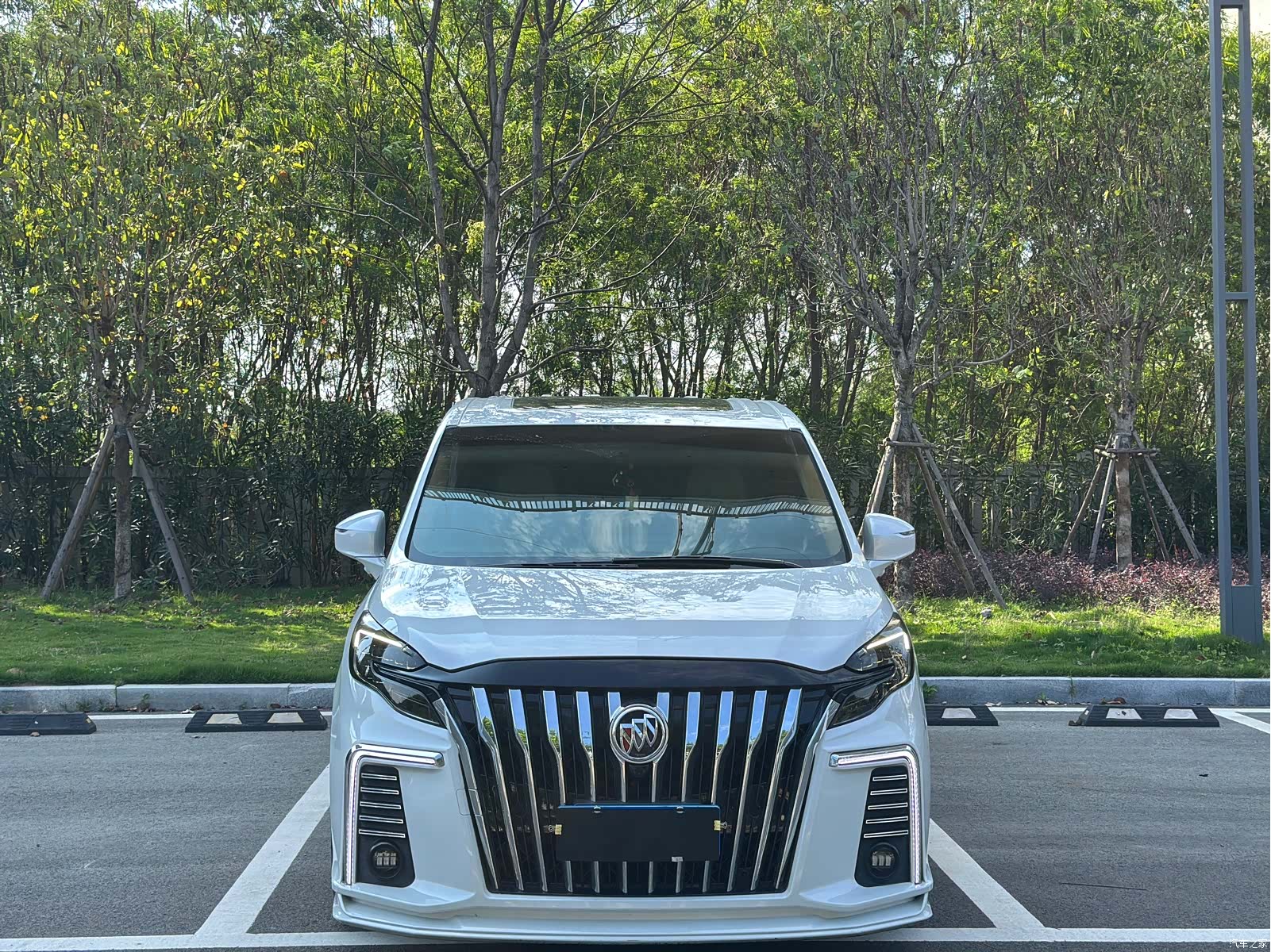 Buick GL8, 2022 2