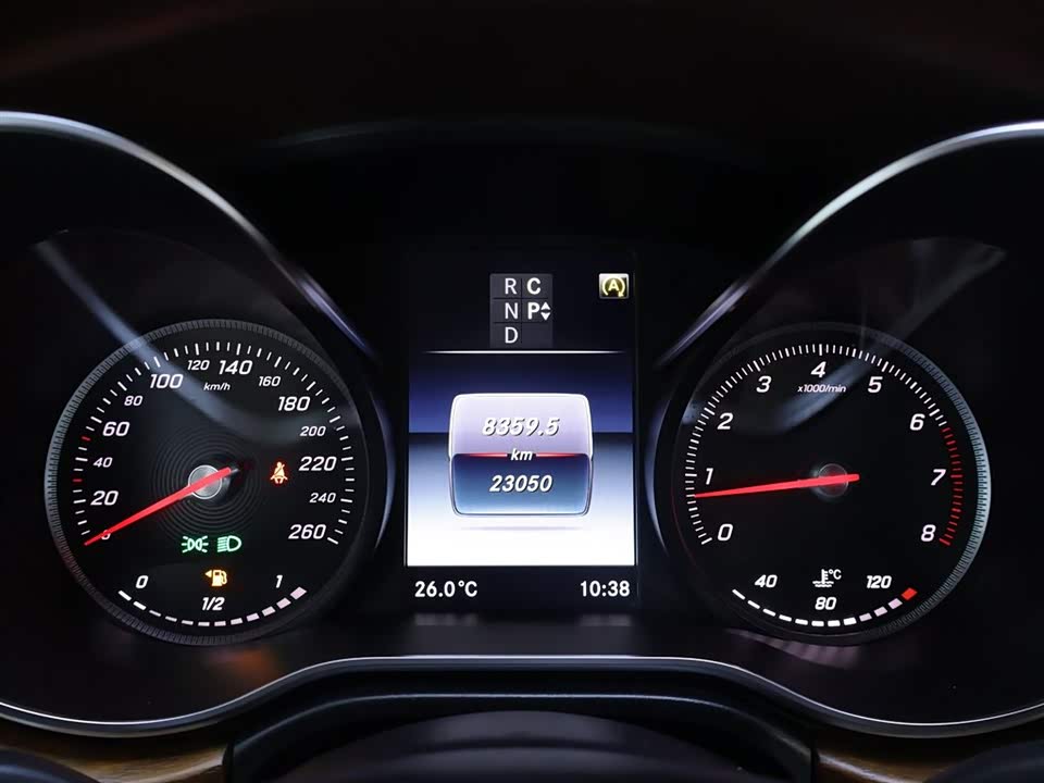 Mercedes-Benz V-class