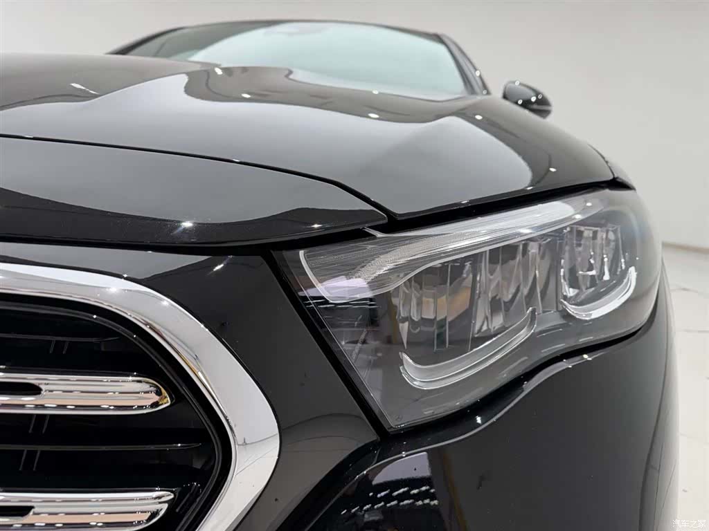 Mercedes-Benz E-Class, 2024 2