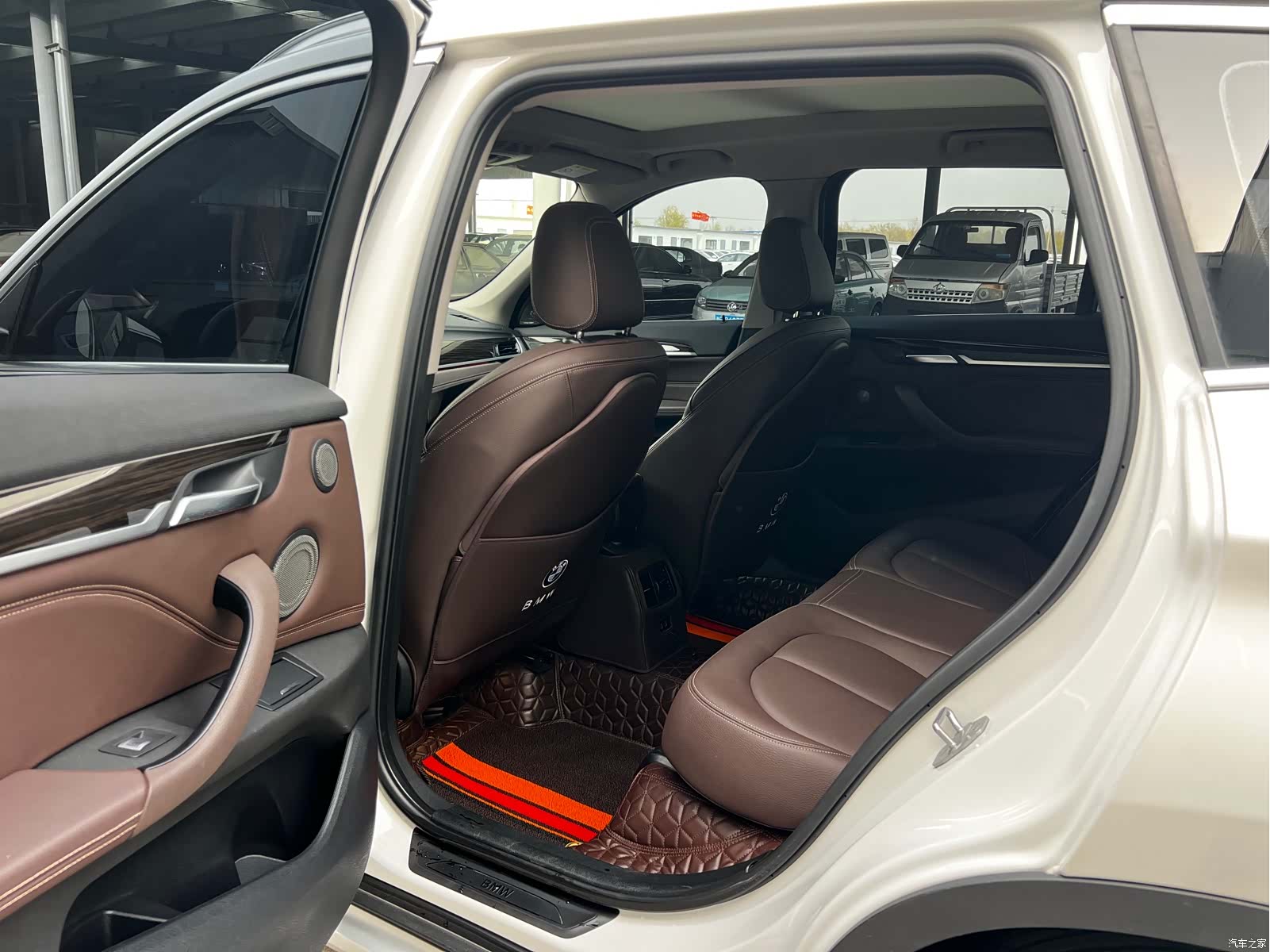 BMW X1, 2023 12