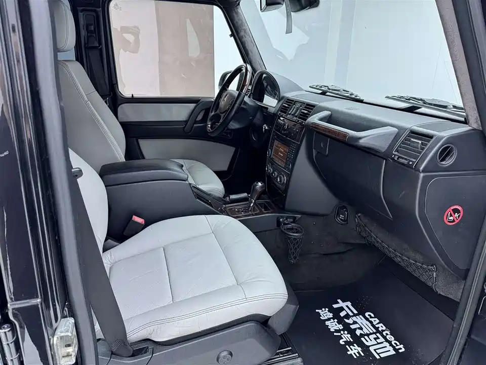 Mercedes-Benz G-class