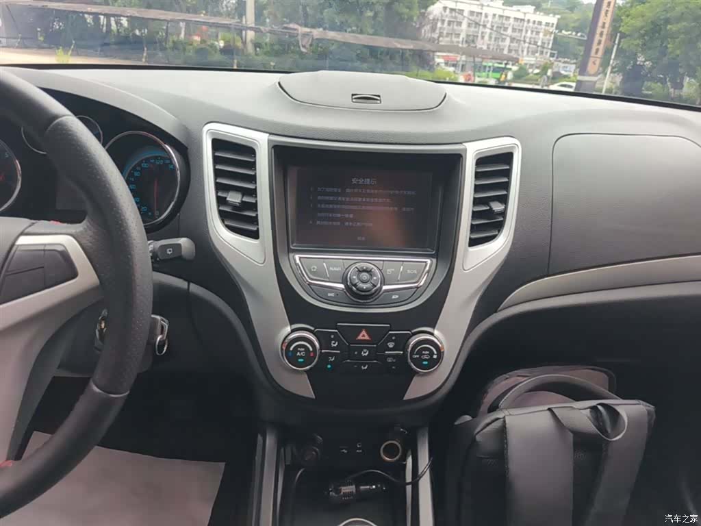 Changan CS35, 2015 13
