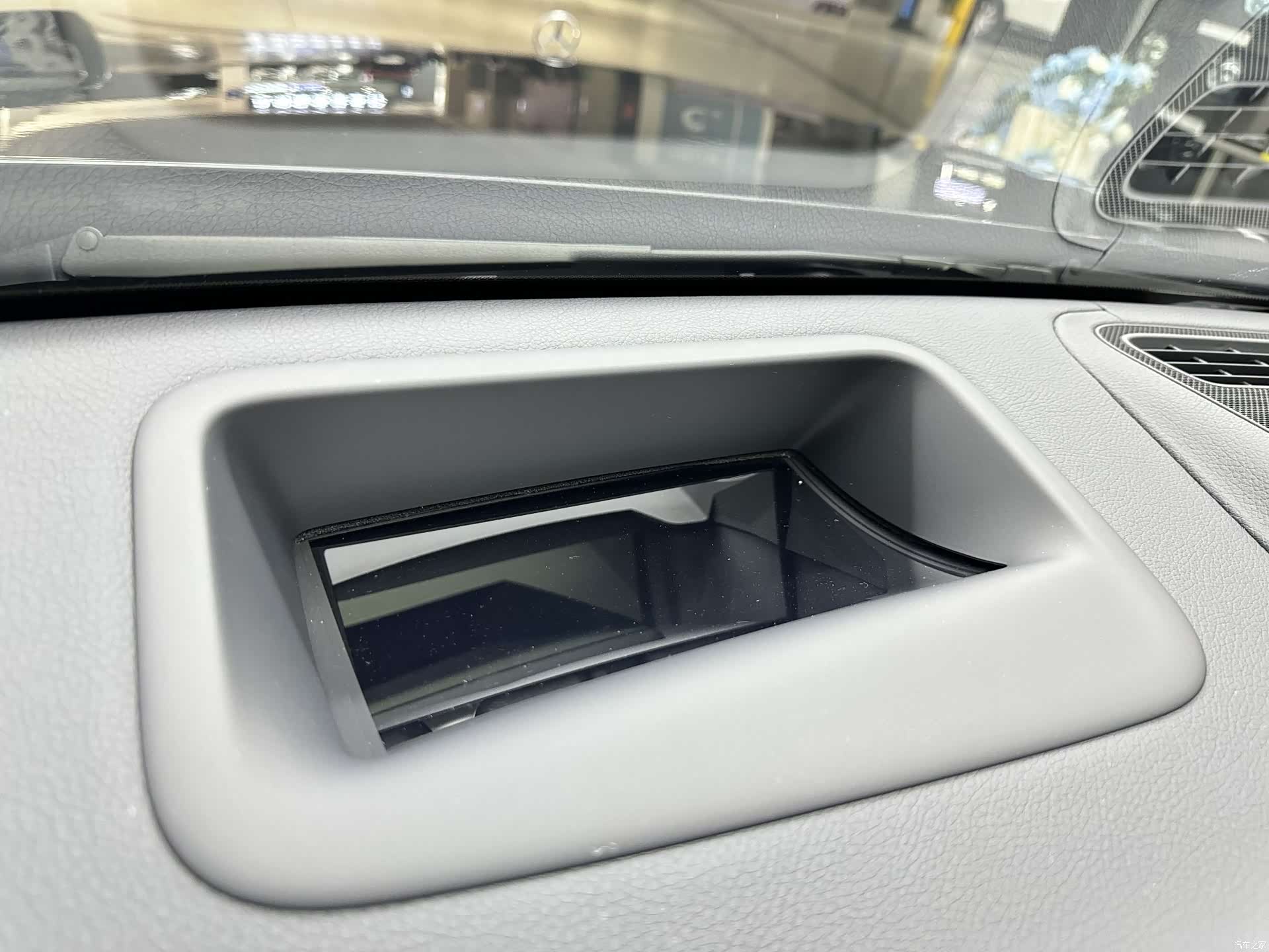 Mercedes-Benz S-Class, 2023 15